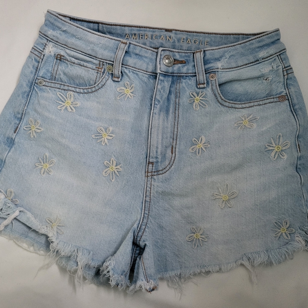 American Eagle Outfitters Embroidered Daisy Light Wash Jean Shorts Raw Hem